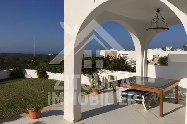 A louer un beau duplex au Golden Tulip