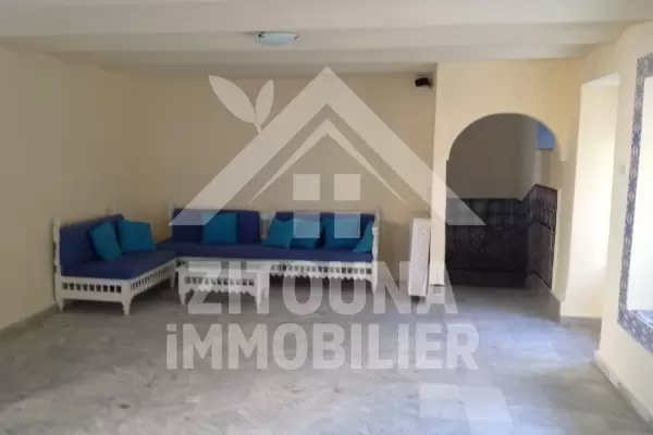 A louer une belle villa à sidi bou said