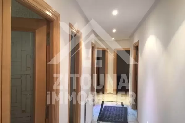 A vendre un bel appartement à la Marsa