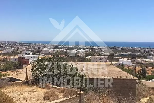 Terrain à vendre avec vue mer