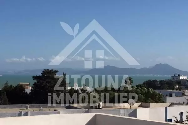 A louer un beau duplex à Amilcar