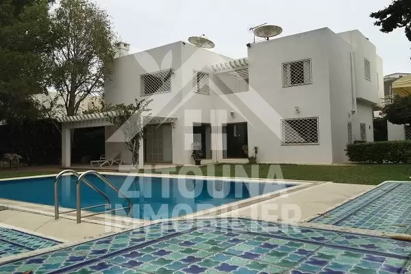 A louer une belle villa à Gammarth SuP