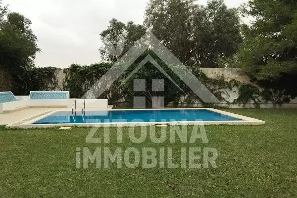 A louer une belle villa à Gammarth SuP