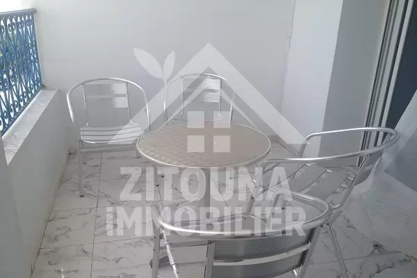 Bel étage de villa à louer