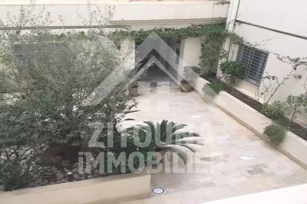 A louer un appartement meublé