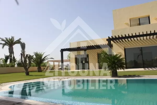 Villa à louer au Golf de Gammarth
