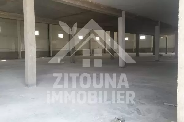 Un Entrepôt à louer à EL Mnihla