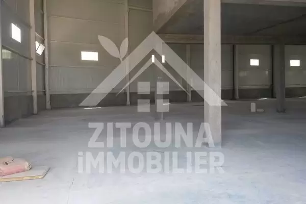 Un Entrepôt à louer à EL Mnihla