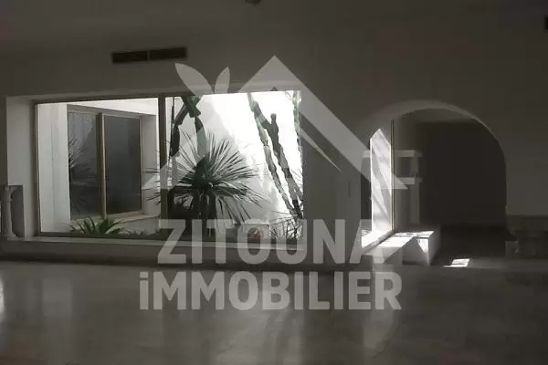 A louer belle villa à Marsa