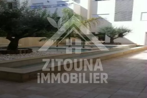 A louer Bel appartement avec jardin