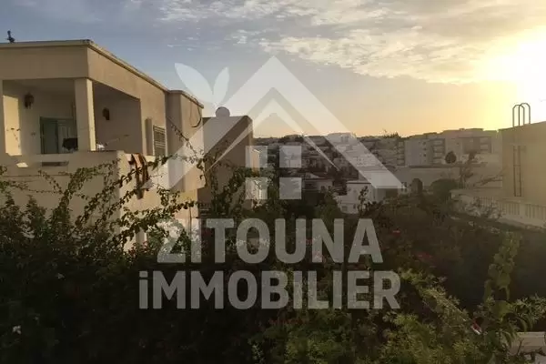 A vendre une belle villa à Ennaser 2