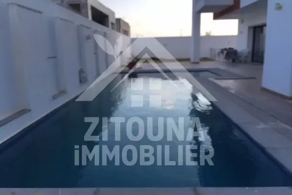 A vendre une belle maison à La Soukra
