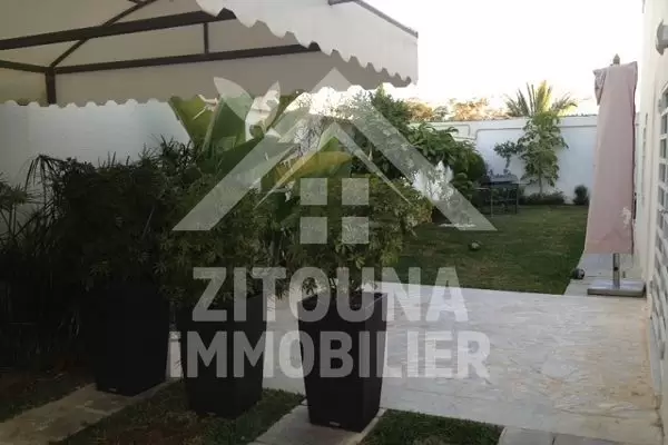 A louer une belle villa à Gammarth