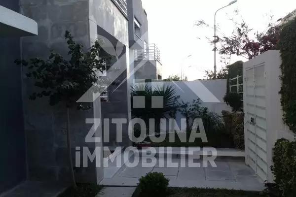 A louer une belle villa à Gammarth