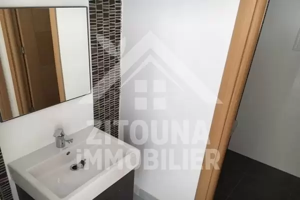A vendre un bel appartement à La Soukra