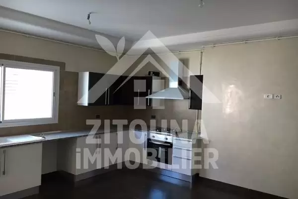 A vendre un bel appartement à La Soukra