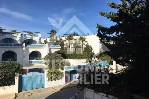 A louer un beau duplex à Gammarth Sup