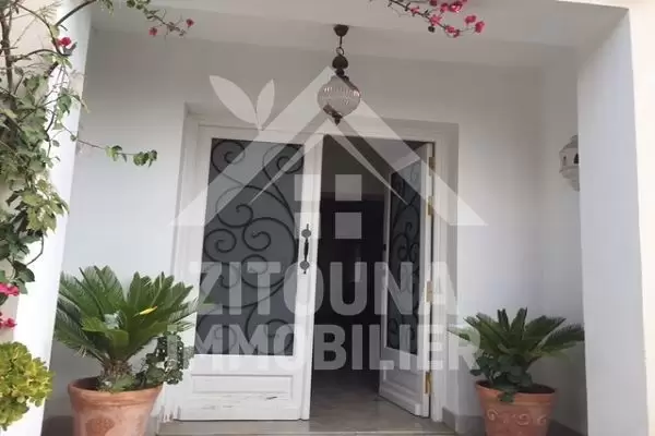 Location rez de chaussée de villa à La Marsa les pins