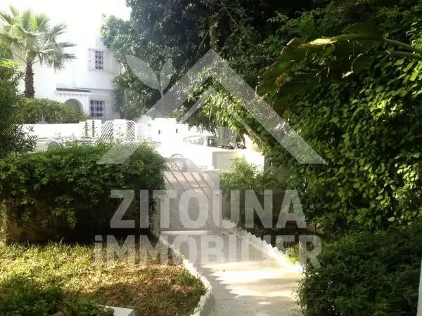 A vendre une belle villa à la Marsa