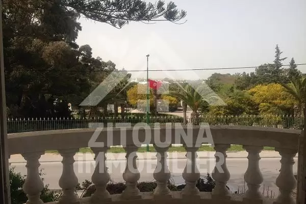 A vendre un étage de villa à La Marsa