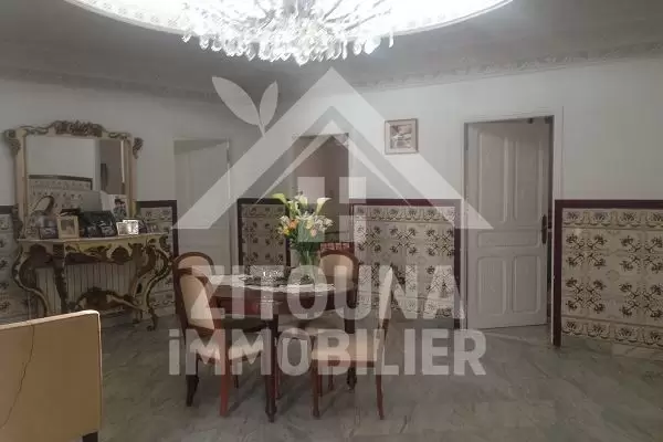 A vendre un étage de villa à La Marsa