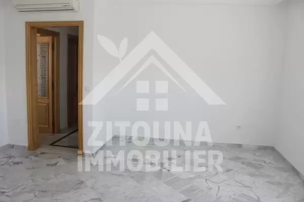 A louer bel appartement à Gammarth