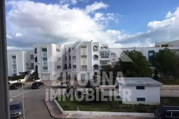 A louer un appartement dans une résidence gardée à la Soukra