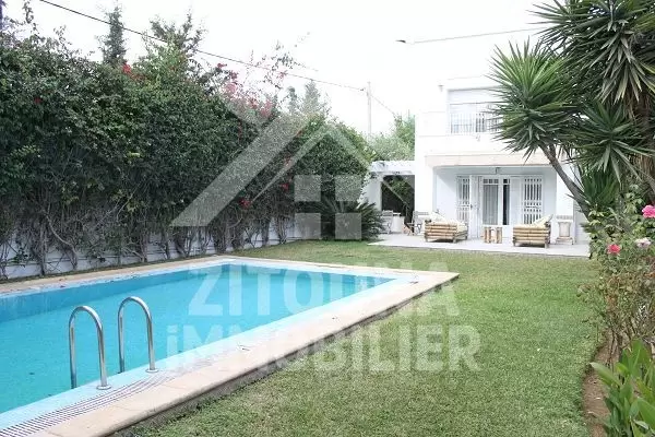 A louer une villa a cite les pins la Marsa