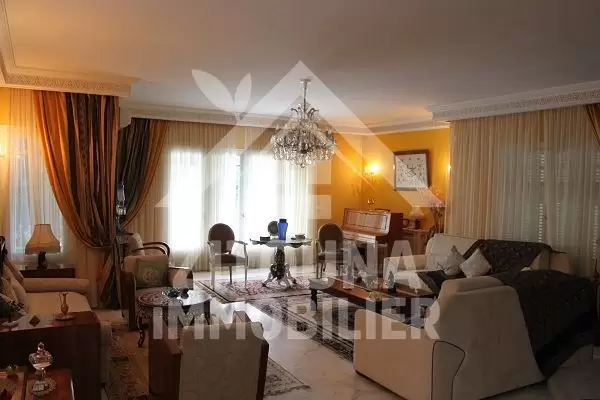 A louer une villa a cite les pins la Marsa