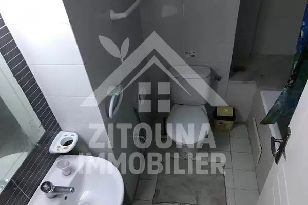A louer un bel appartement à l'Aouina
