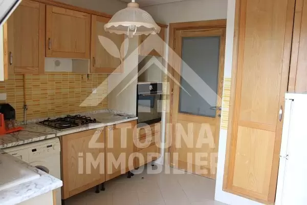 A louer bel appartement à Ain Zaghouan Nord