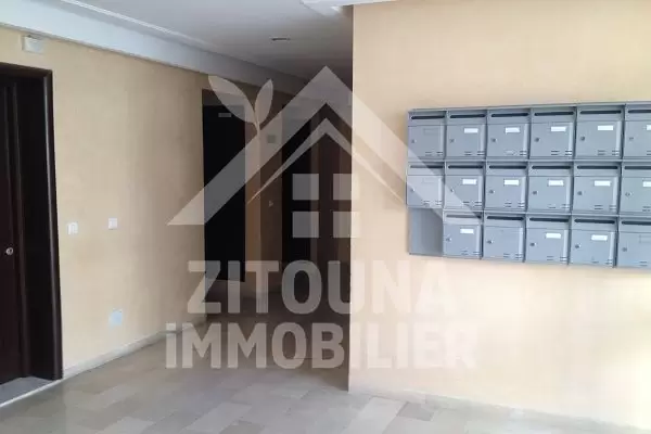 A louer bel appartement meublé