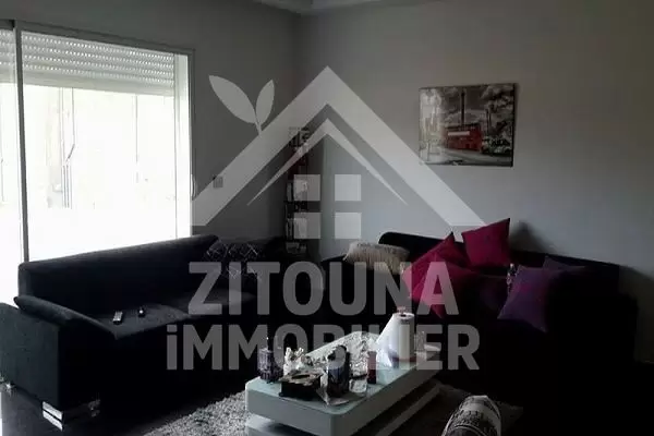 Bel étage de villa à louer