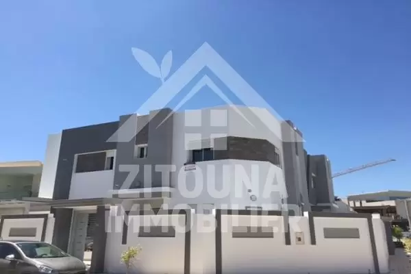 Villa à louer au Lac 2