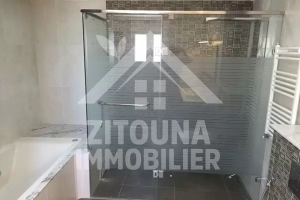 Villa à louer au Lac 2