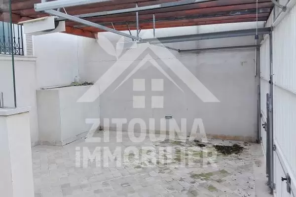 A louer un duplex à La Marsa les pins