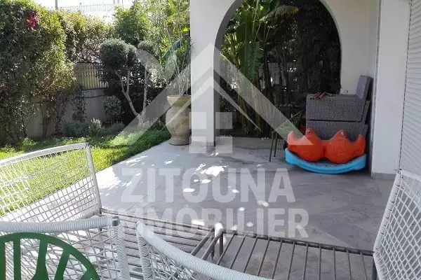 A louer un duplex à La Marsa les pins