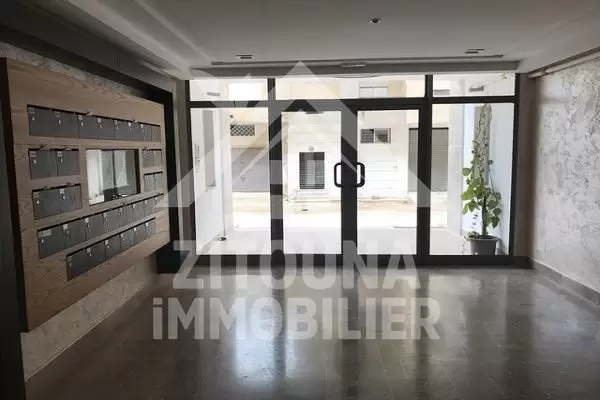 A louer un appartement jamais habité à la Marsa Bhar Lazreg