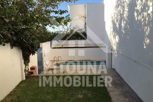 A louer un triplex à Gammarth