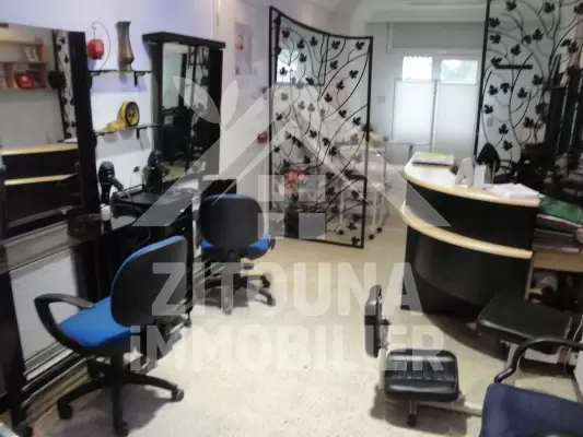 A vendre un fond de commerce sur un avenu principal de commerce