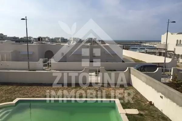 A louer une belle villa à Gammarth Marina