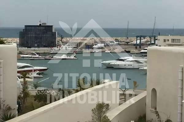 A louer cette somptueuse villa à Gammarth Marina