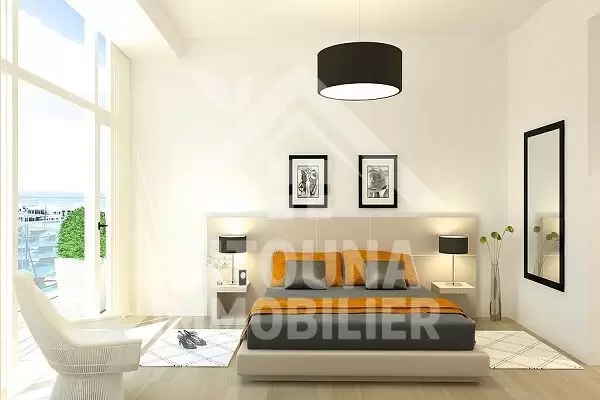 A vendre un bel appartement avec un poste d\\\'accostage pour un bateau à La Marina de Bizerte