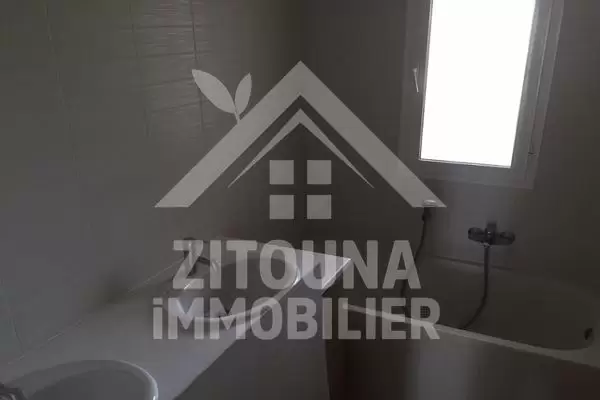 A louer un bel appartement à Gammarth Marina