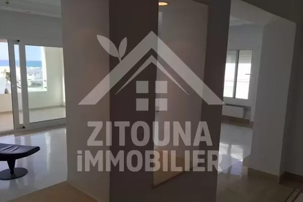 A louer un bel appartement à Gammarth Marina