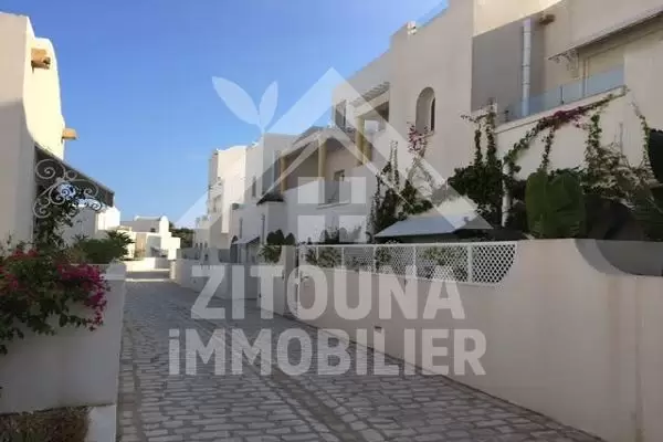 À Vendre une villa à la Marina de gammarth