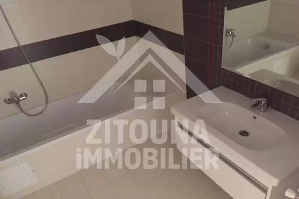 A louer un appartement à Marsa Plage