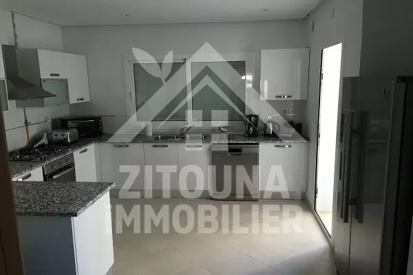 A louer un bel appartement meublé