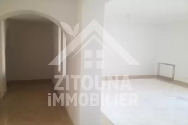 A louer bel appartement haut standing