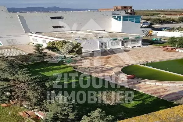 A vendre une villa et usine à Soliman